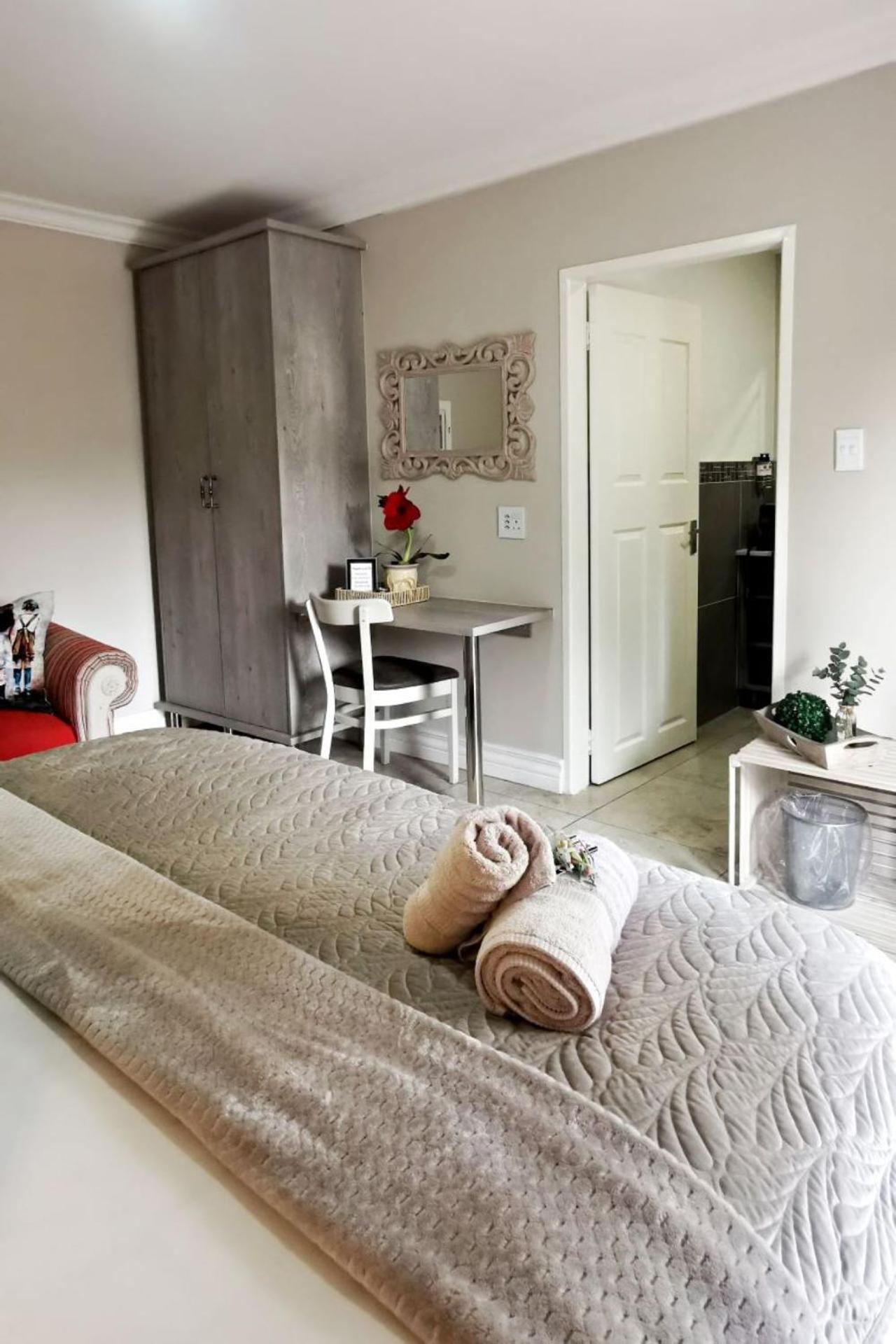Bokmakierie Gastehuis Emalahleni Pty Ltd Екстер'єр фото